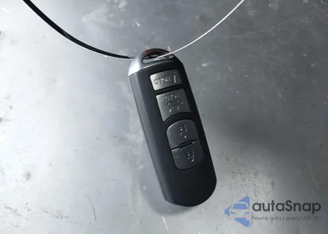 2019 Toyota Yaris Le z USA, uszkodzony, nr VIN 3MYDLBYV9KY520812